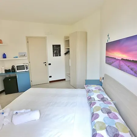 Molly Pensión Cannero Riviera